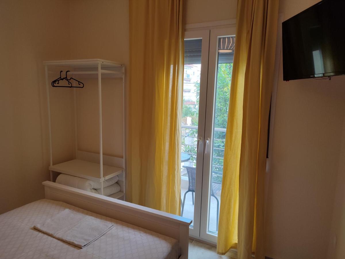 Estrella Rooms Nea Kallikrateia Extérieur photo