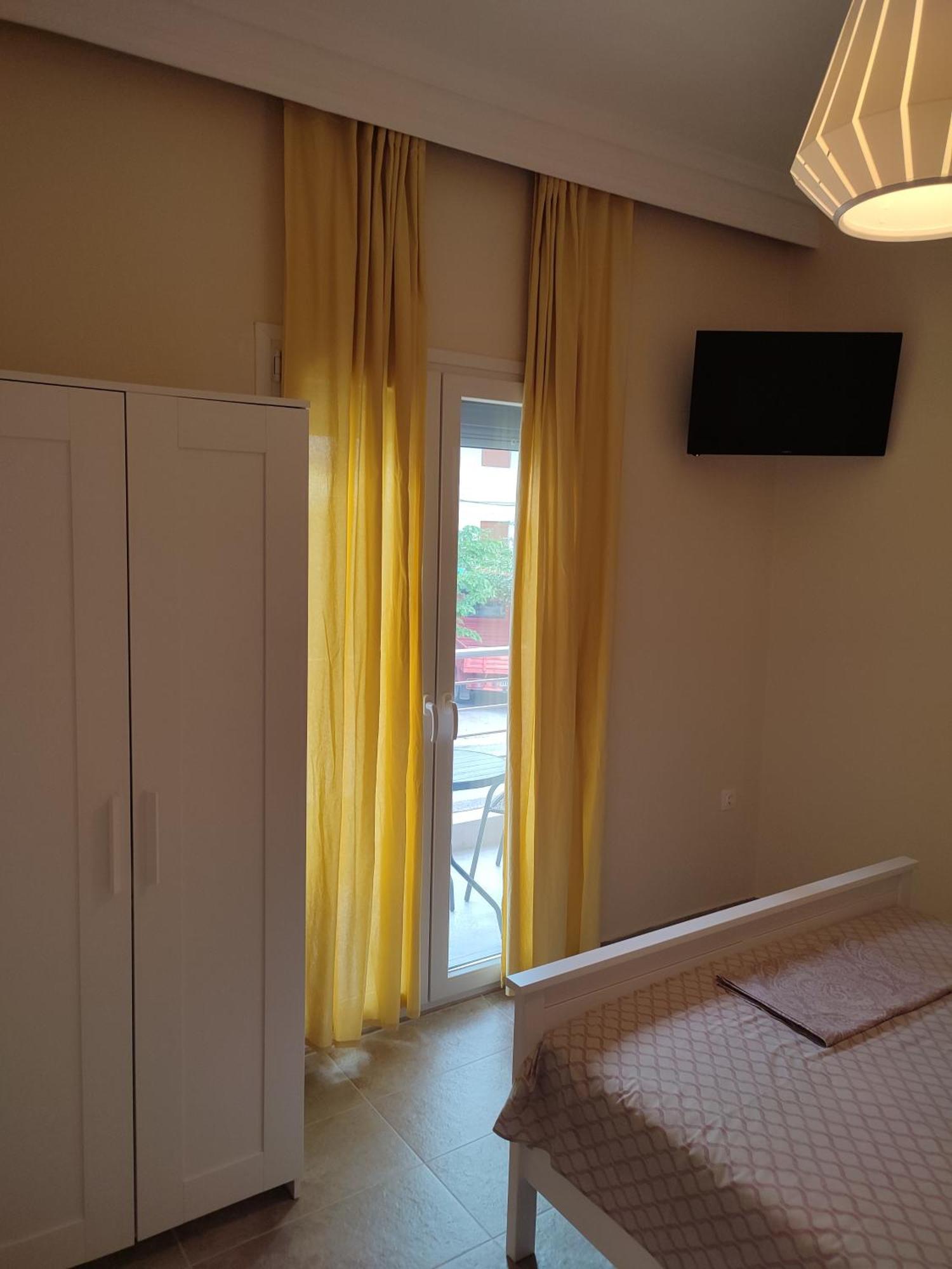 Estrella Rooms Nea Kallikrateia Chambre photo